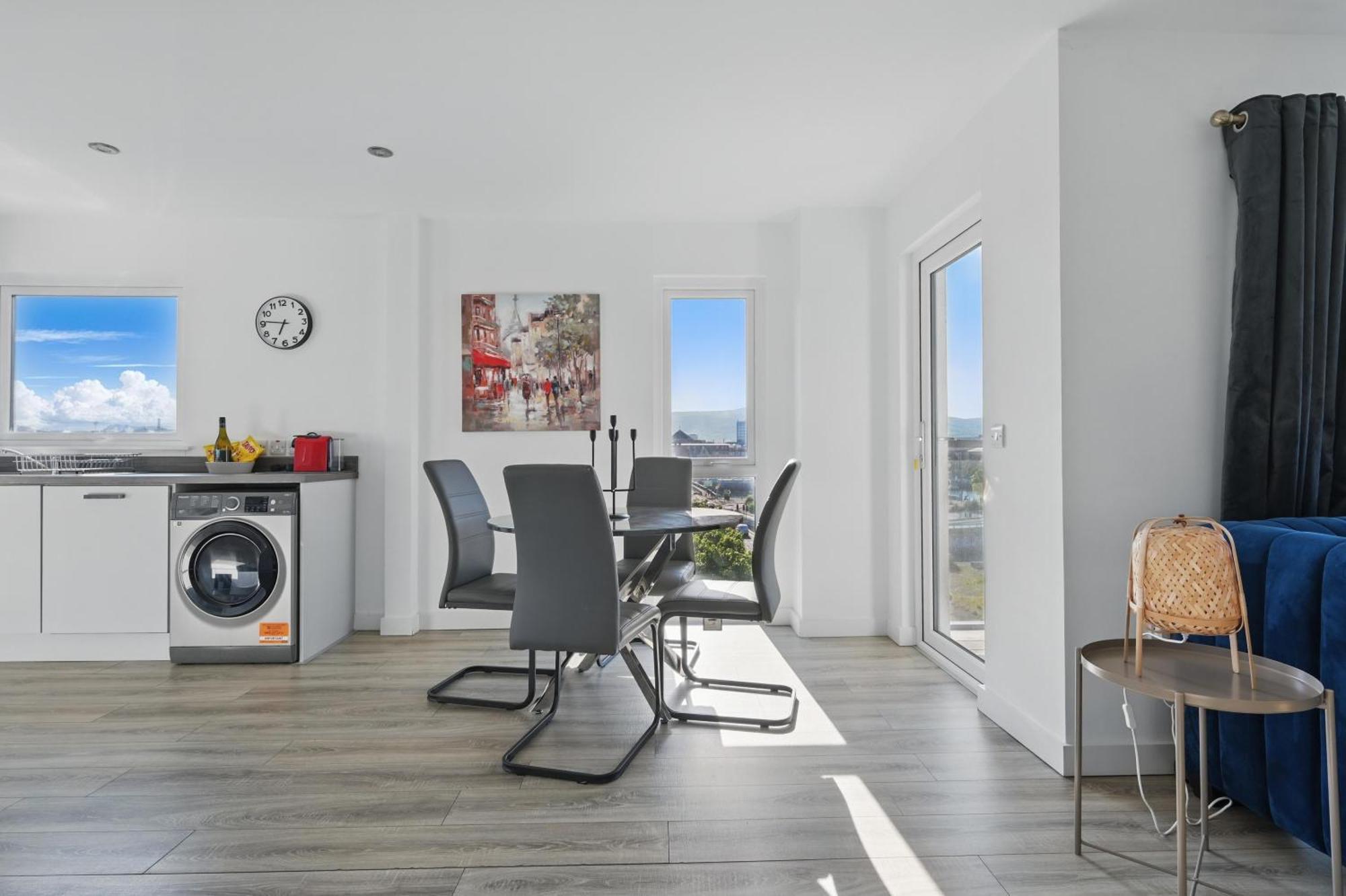 Central Belfast Apartments Sandford Екстер'єр фото